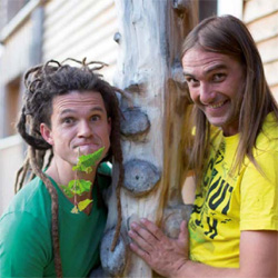 Rodscha aus Kambodscha und Tom Palme:
Seit über 20 Jahren verbindet sie eine enge Freundschaft und seit 1999 stehen sie gemeinsam auf der Bühne um Kinder mit ihren Liedern glücklich zu machen, sie aufzubauen und für das Leben stark zu machen ...
... und hier kommen Sie direkt zu meiner Präsentation. Rodscha aus Kambodscha und Tom Palme:
Seit über 20 Jahren verbindet sie eine enge Freundschaft und seit 1999 stehen sie gemeinsam auf der Bühne um Kinder mit ihren Liedern glücklich zu machen, sie aufzubauen und für das Leben stark zu machen ...
... und hier kommen Sie direkt zu meiner Präsentation.